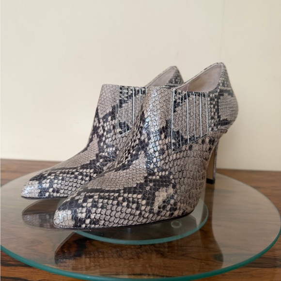 Inez booties Marisol 90 in Natural Snake Emboss - Picture 8 of 16